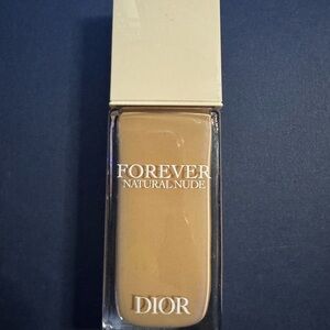 Dior Teint Perfection Naturelle Foundation in Tan